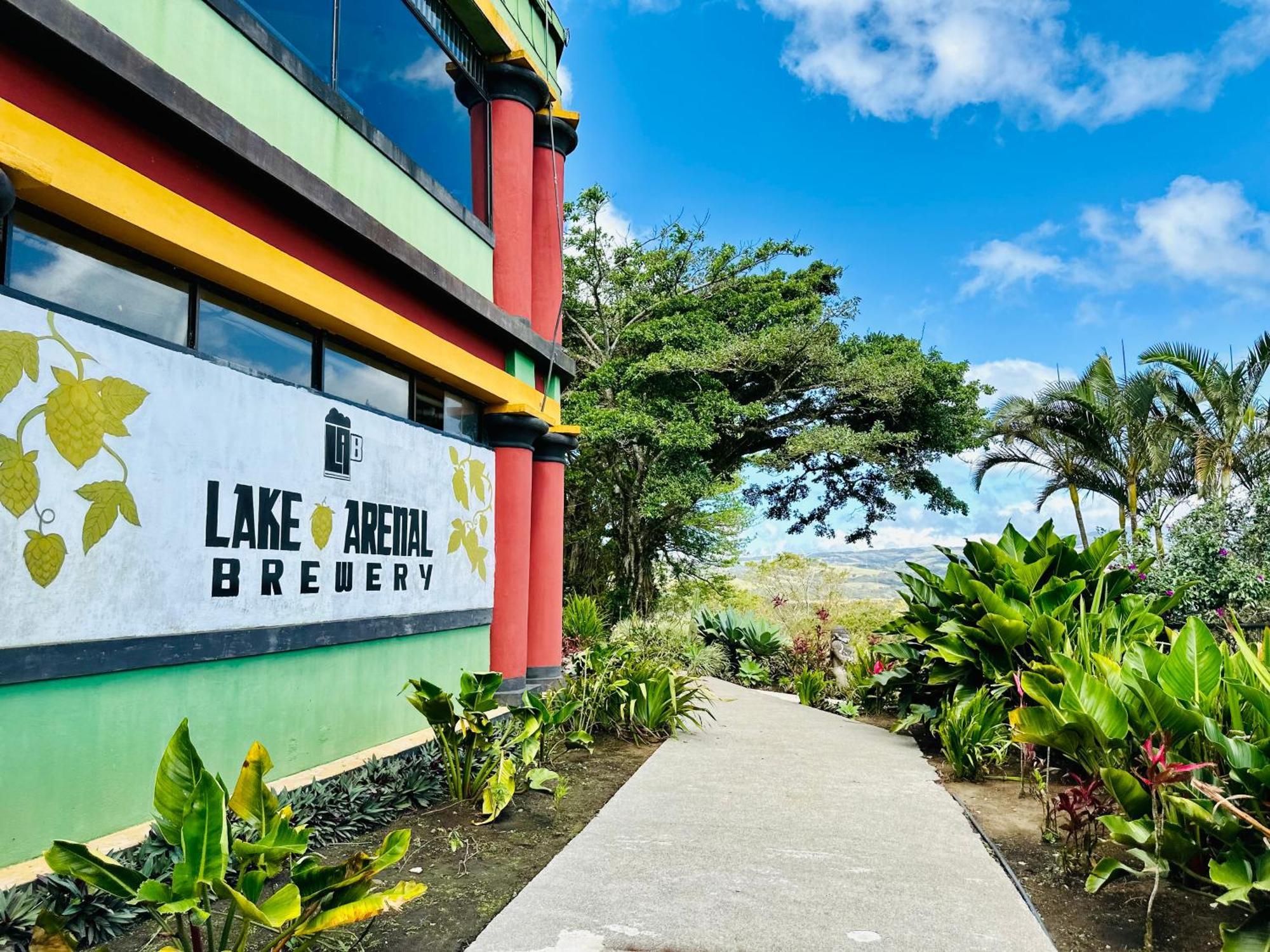 Lake Arenal Brewery & Hotel Tilarán Eksteriør billede
